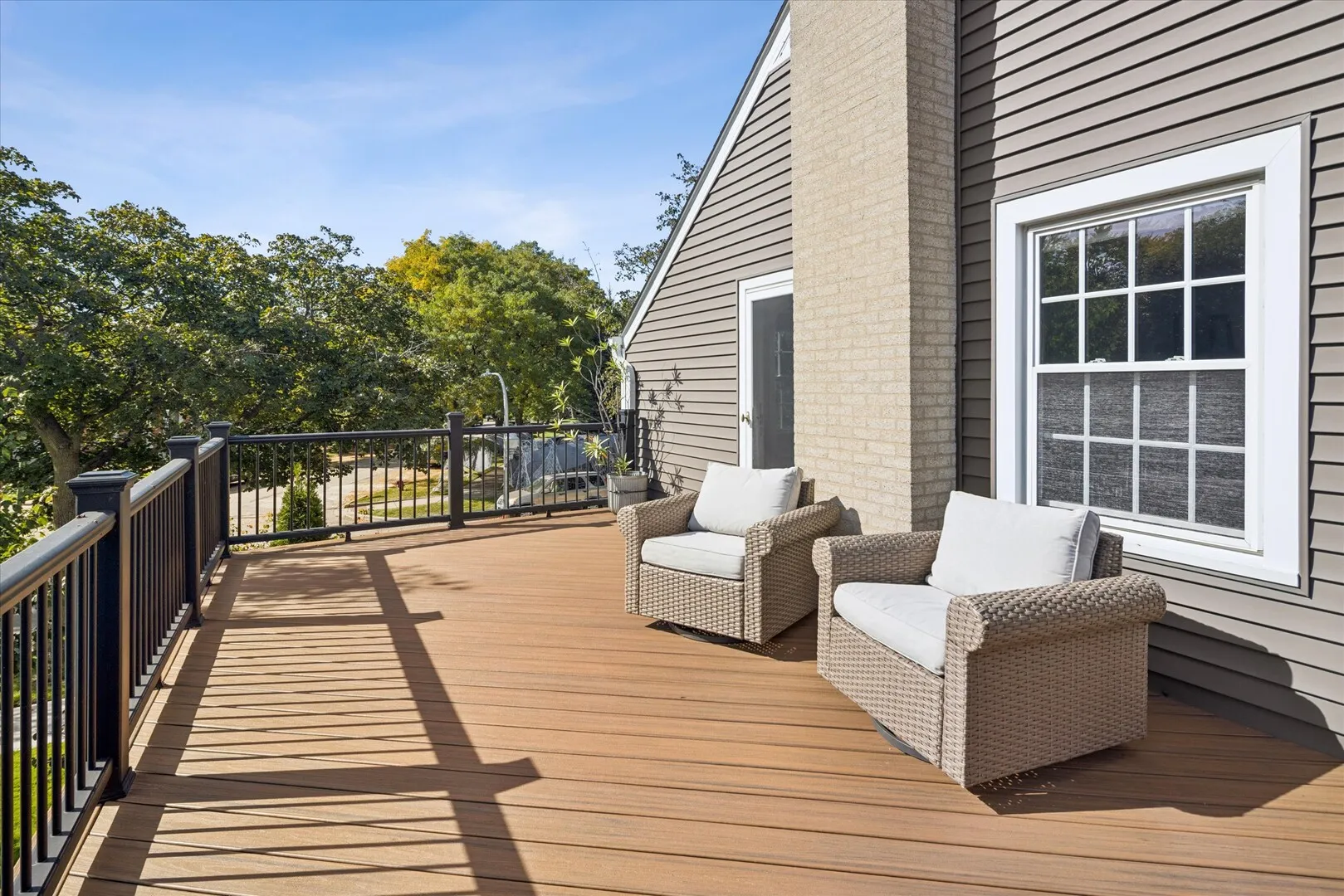 5825 N Caldwell Ave, ,  60646, USA 60646-Chicago-IL