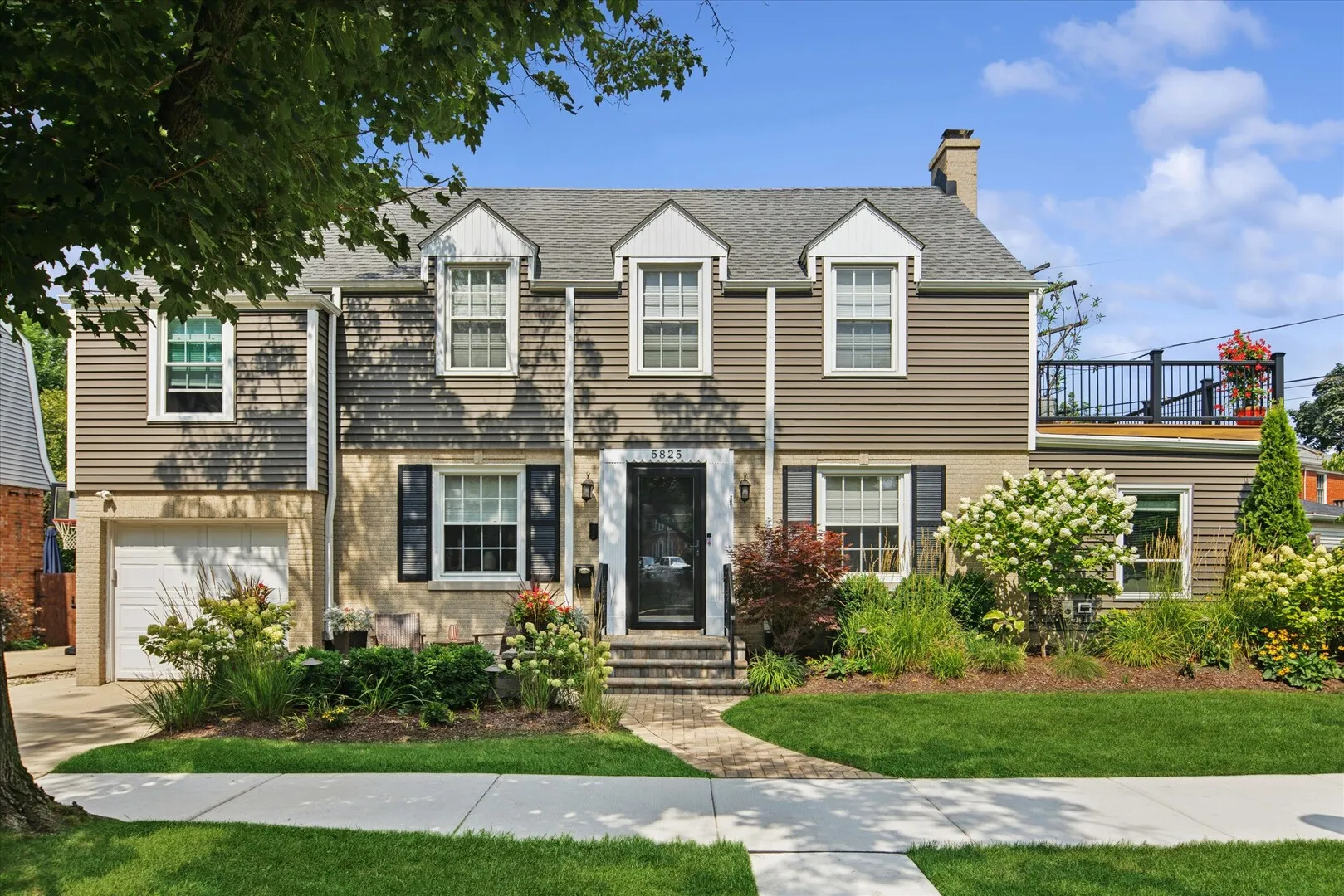 5825 N Caldwell Ave, ,  60646, USA 60646-Chicago-IL