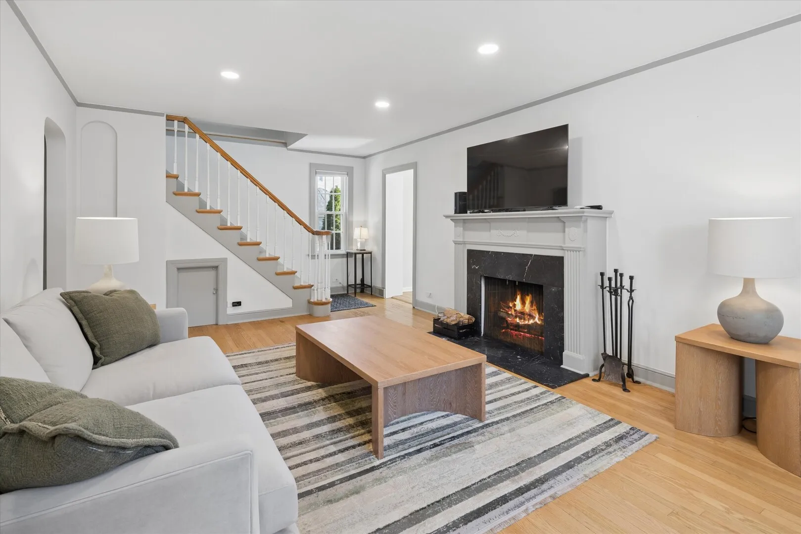 5825 N Caldwell Ave, ,  60646, USA 60646-Chicago-IL