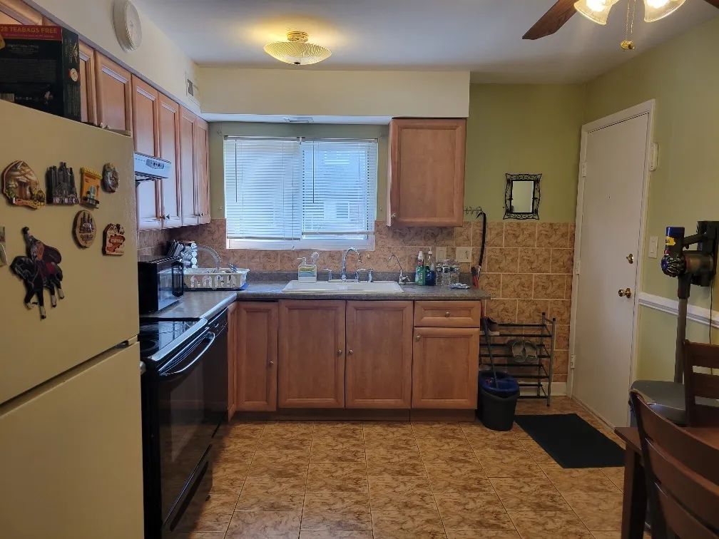 9356 Bay Colony Dr, , 60016, USA 60016-unit#2N-Des Plaines-IL