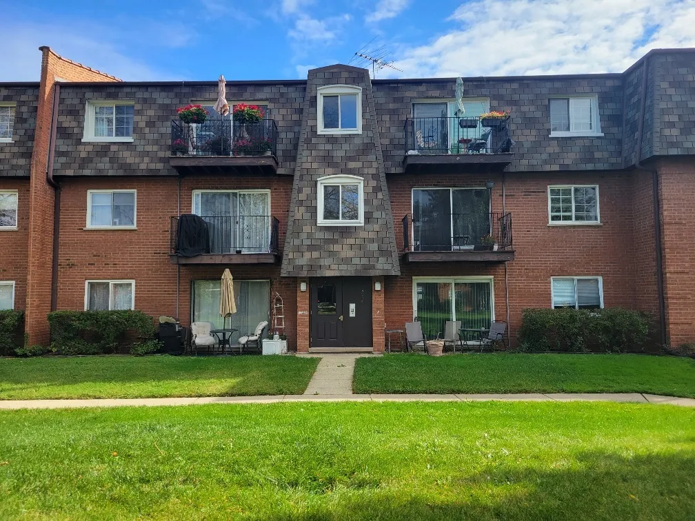 9356 Bay Colony Dr, , 60016, USA 60016-unit#2N-Des Plaines-IL