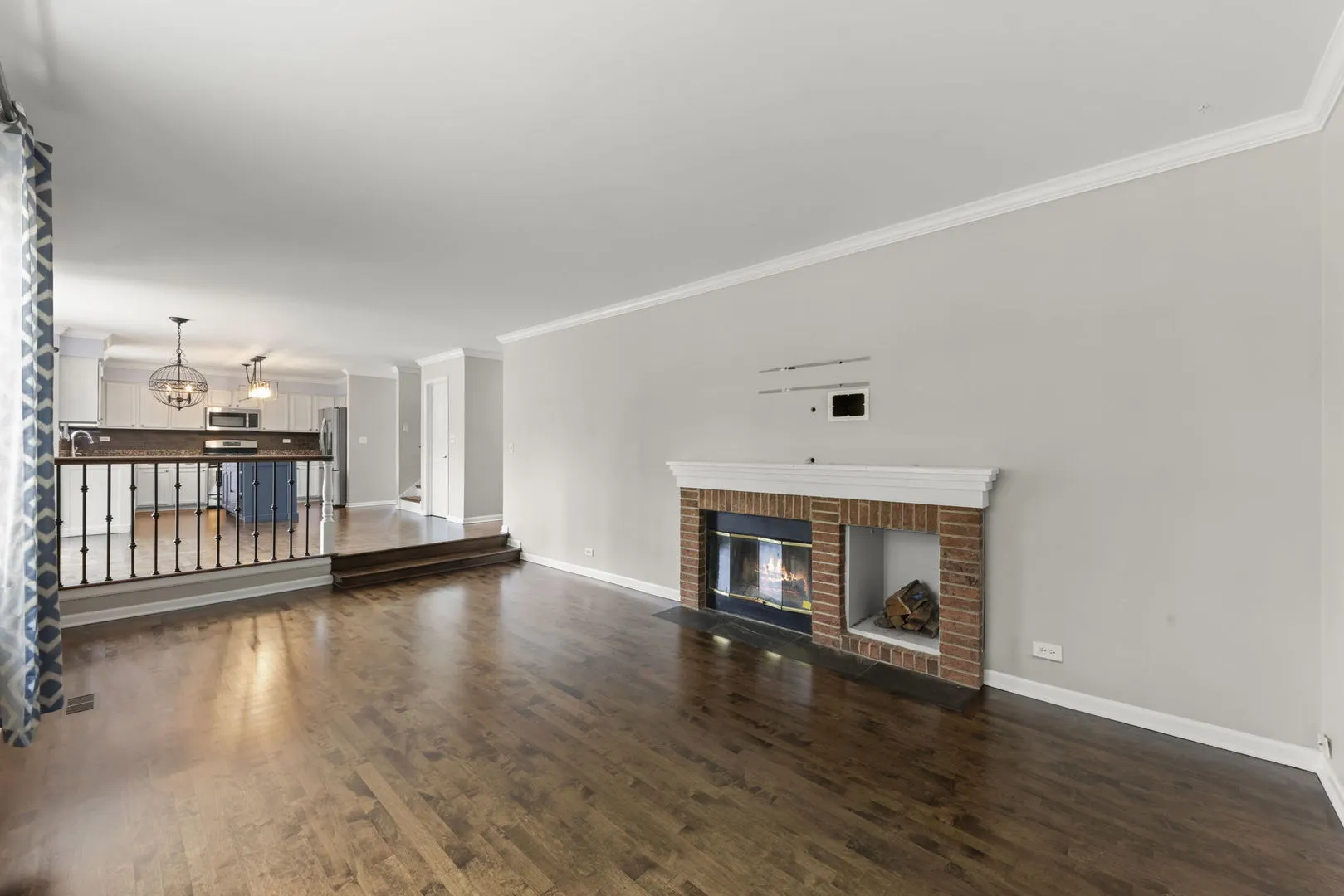 808 Livingston Ct, , 60540, USA 60540-Naperville-IL