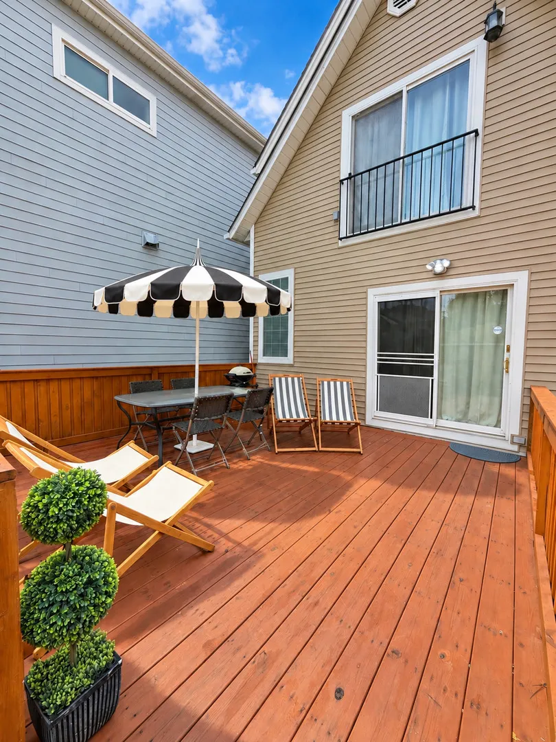 3914 N Mozart St, , 60618, USA 60618-Chicago-IL