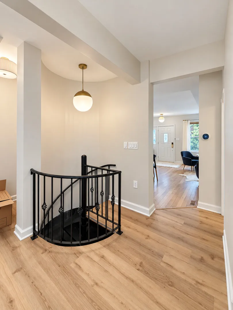 3914 N Mozart St, , 60618, USA 60618-Chicago-IL