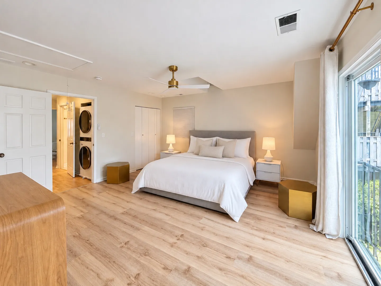 3914 N Mozart St, , 60618, USA 60618-Chicago-IL