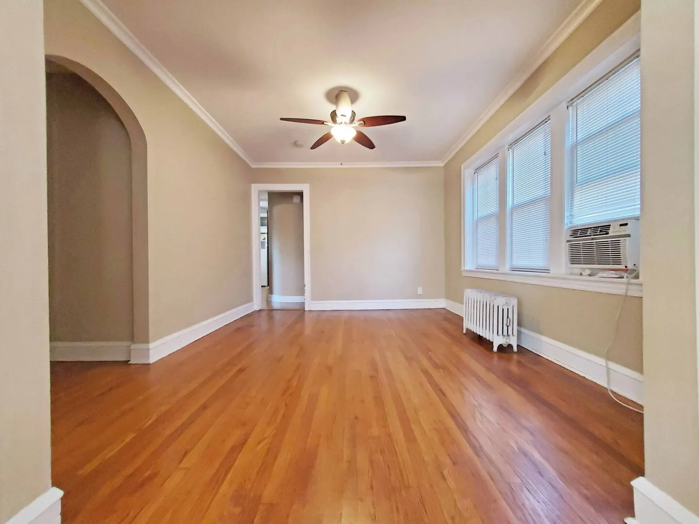 8922 Blvd, , 60077, USA 60077-unit#1-Skokie-IL
