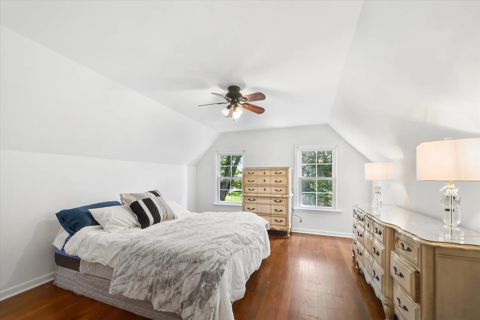 1902 E Indiana St, , 60187, USA 60187-Wheaton-IL