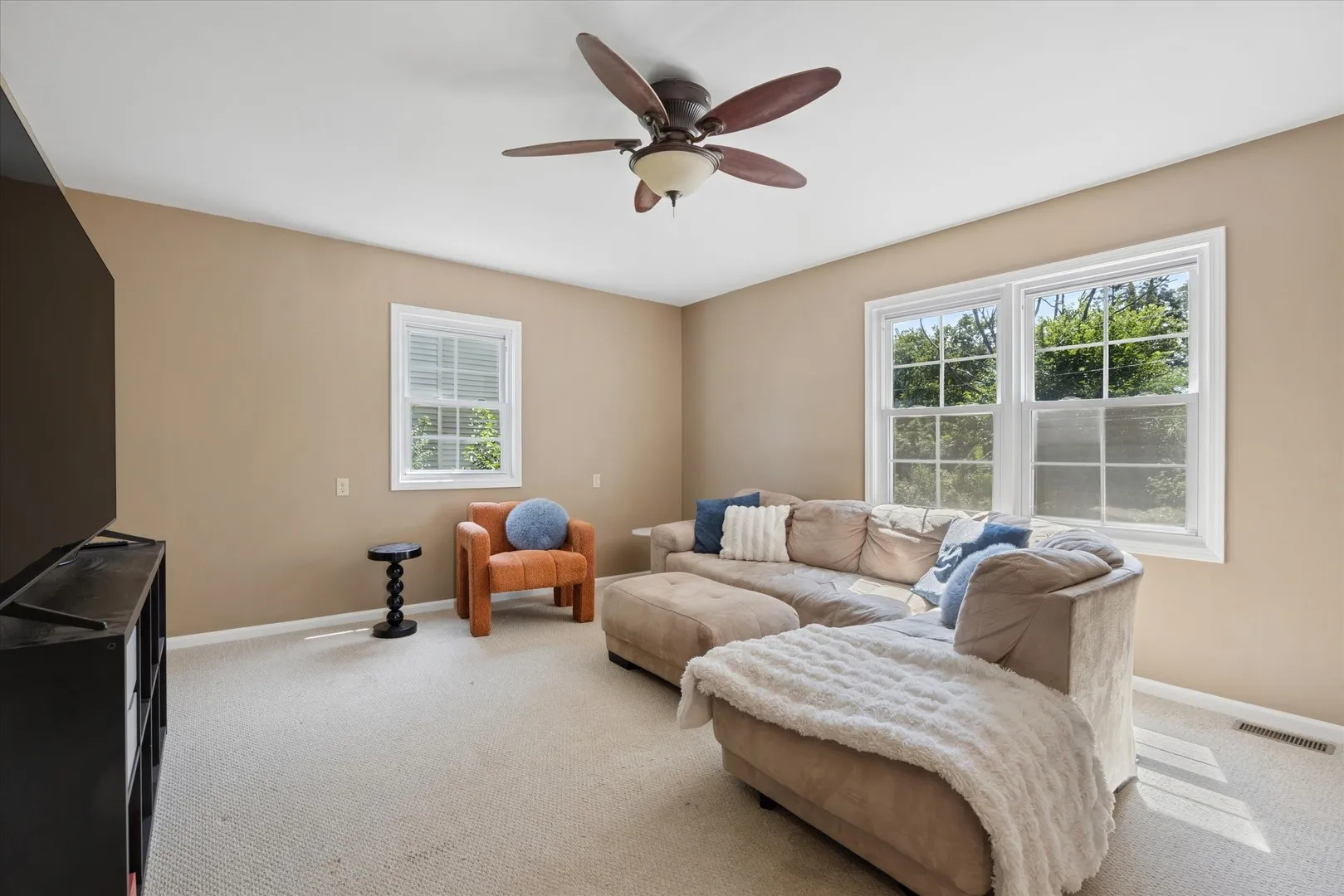 1902 E Indiana St, , 60187, USA 60187-Wheaton-IL