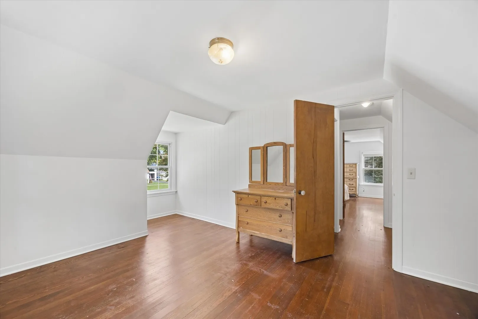 1902 E Indiana St, , 60187, USA 60187-Wheaton-IL