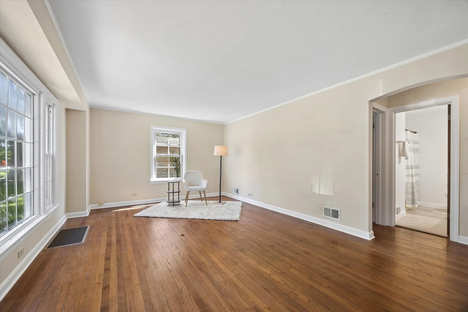 1902 E Indiana St, , 60187, USA 60187-Wheaton-IL