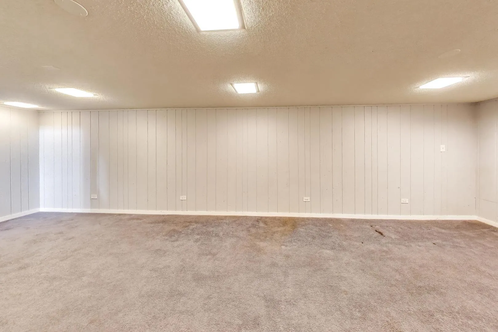 31 Mulberry E Rd, ,  60015, USA 60015-Deerfield-IL