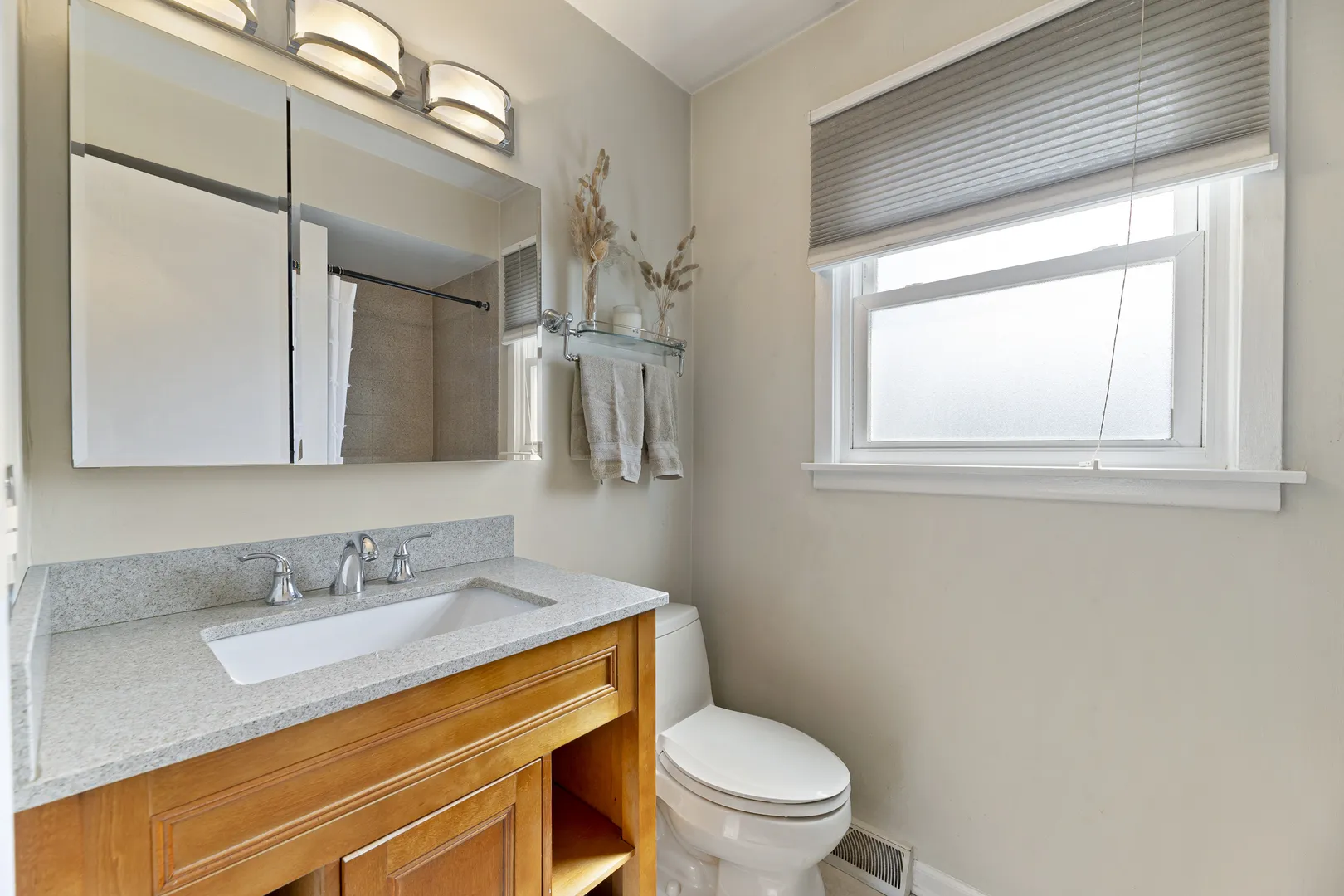 31 Mulberry E Rd, ,  60015, USA 60015-Deerfield-IL