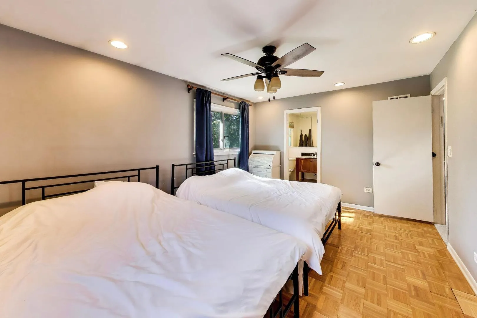 31 Mulberry E Rd, ,  60015, USA 60015-Deerfield-IL