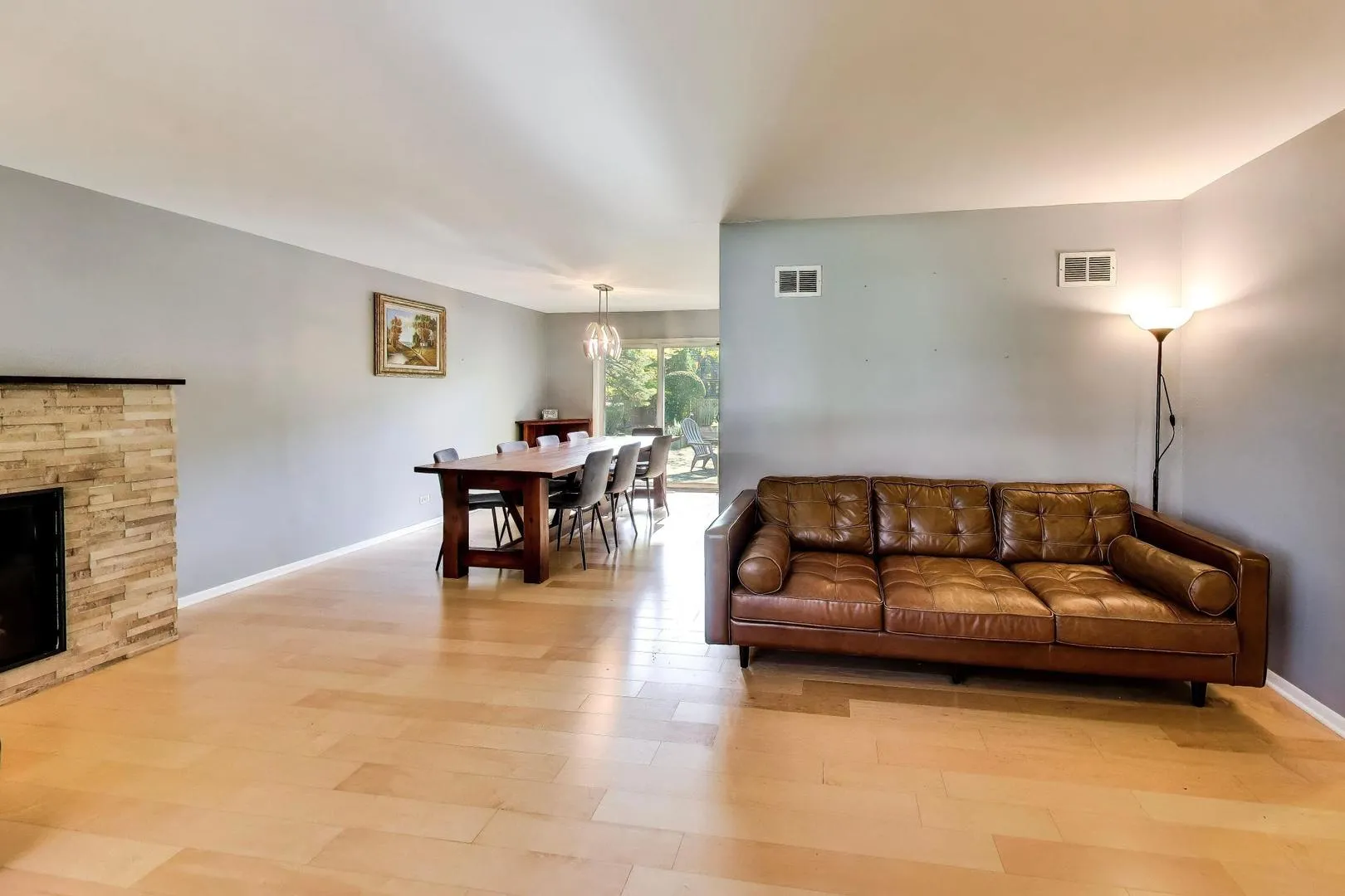 31 Mulberry E Rd, ,  60015, USA 60015-Deerfield-IL