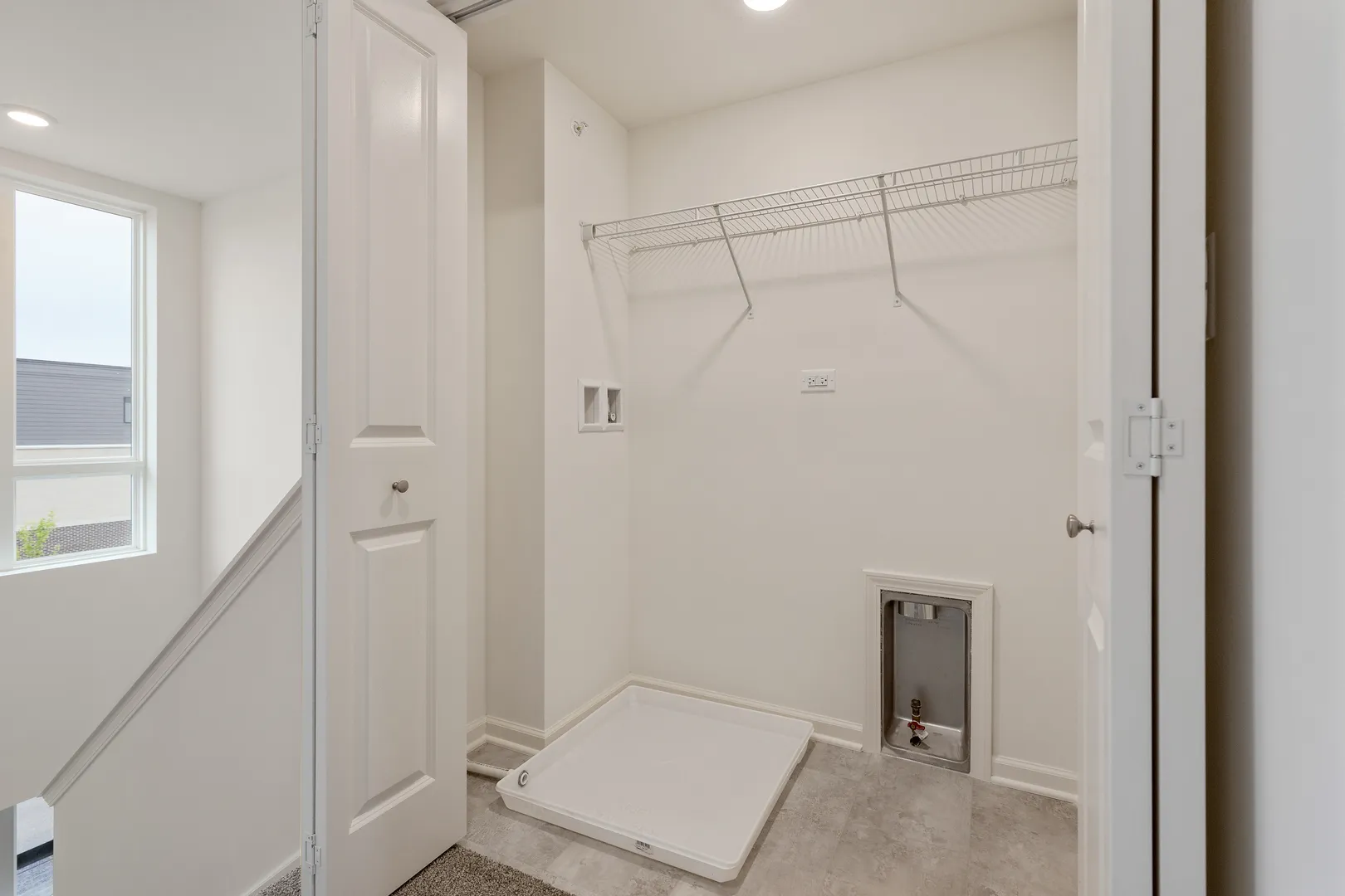1283 Lakepointe Dr, ,  60173, USA 60173-Schaumburg-IL