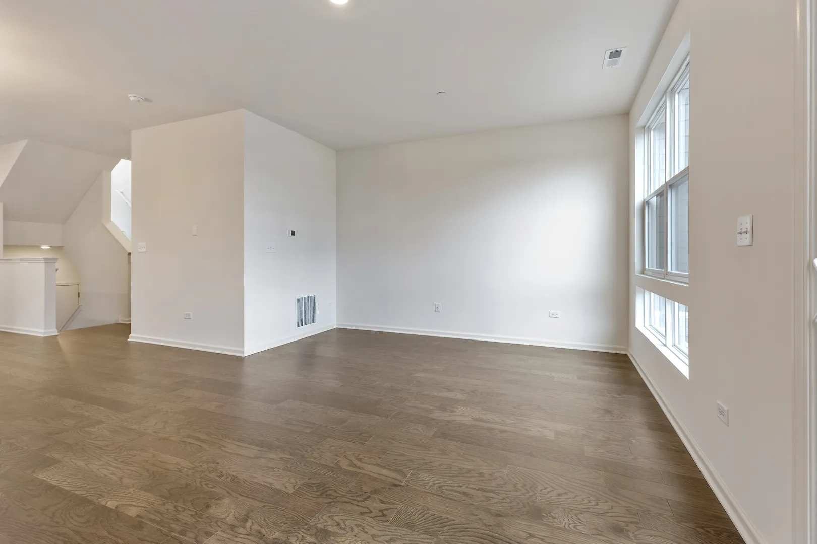 1283 Lakepointe Dr, ,  60173, USA 60173-Schaumburg-IL