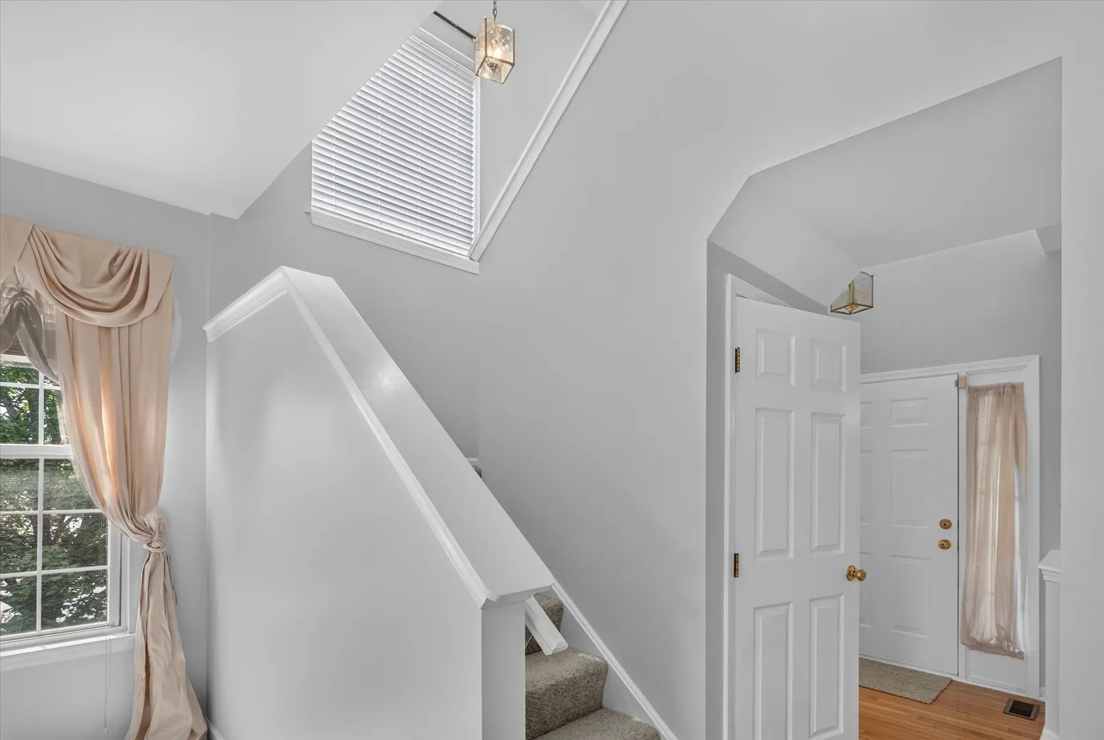 533 Cherry Hill Ct, , 60193, USA 60193-Schaumburg-IL