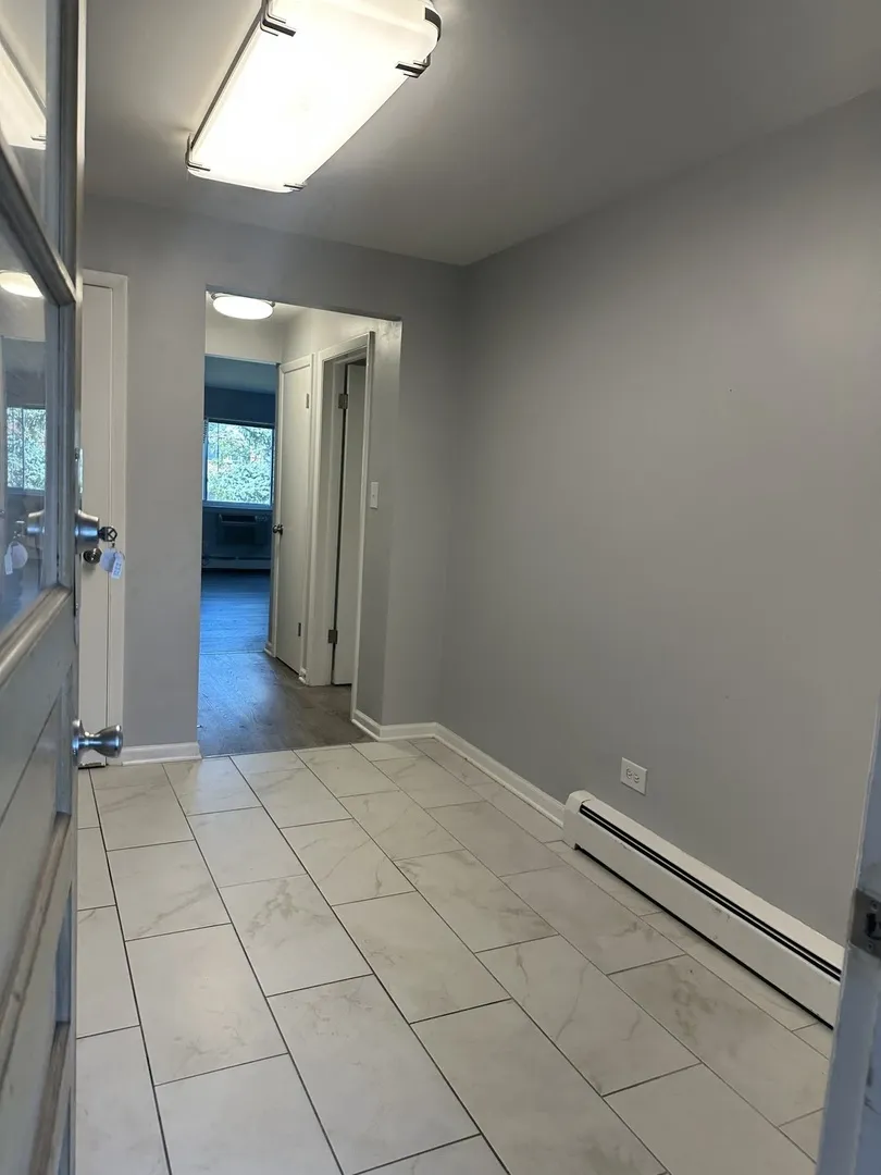 8805 N Dee Rd, , 60016, USA 60016-unit#1N-Des Plaines-IL