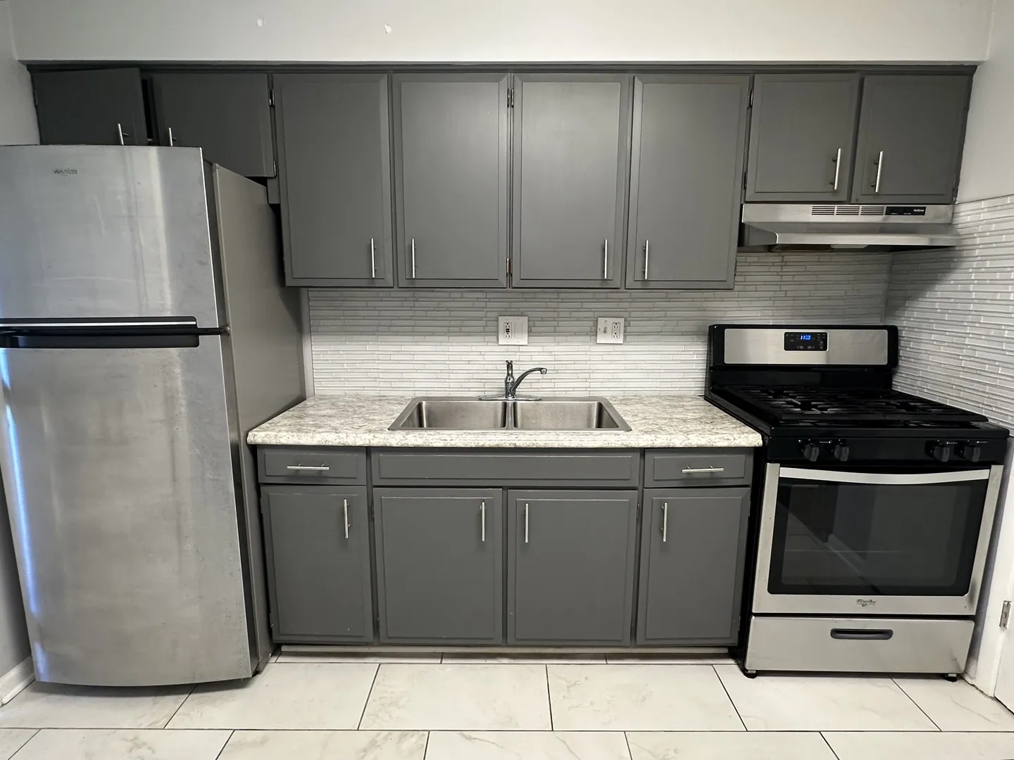 8805 N Dee Rd, , 60016, USA 60016-unit#1N-Des Plaines-IL