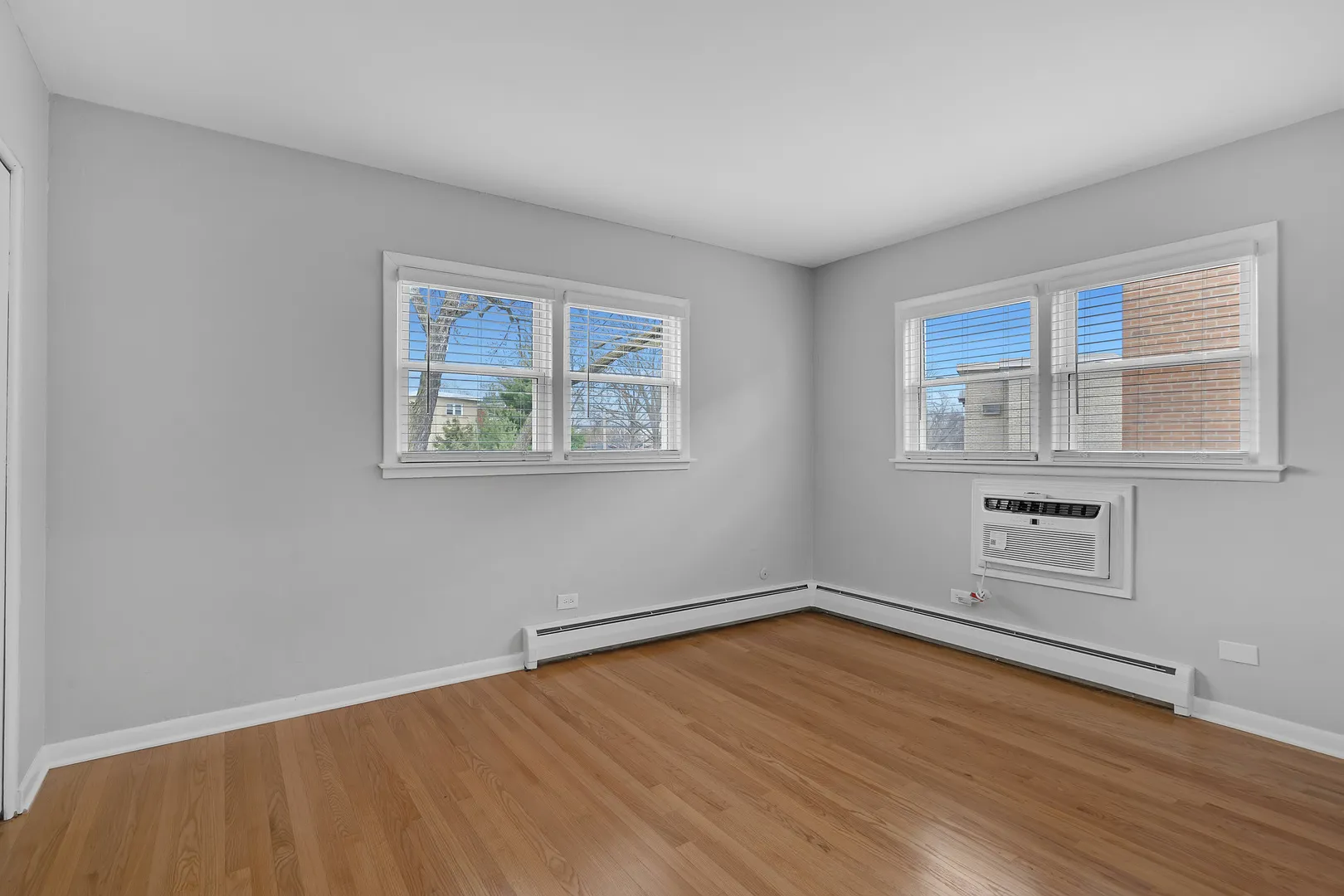 573 Dorothy Dr, , 60016, USA 60016-unit#2-Des Plaines-IL