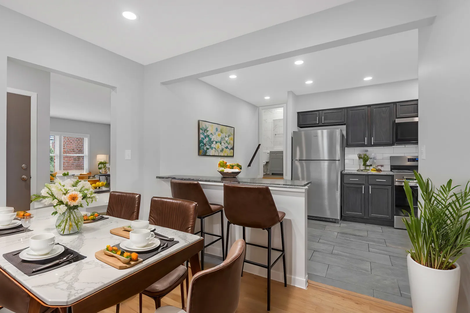 573 Dorothy Dr, , 60016, USA 60016-unit#2-Des Plaines-IL