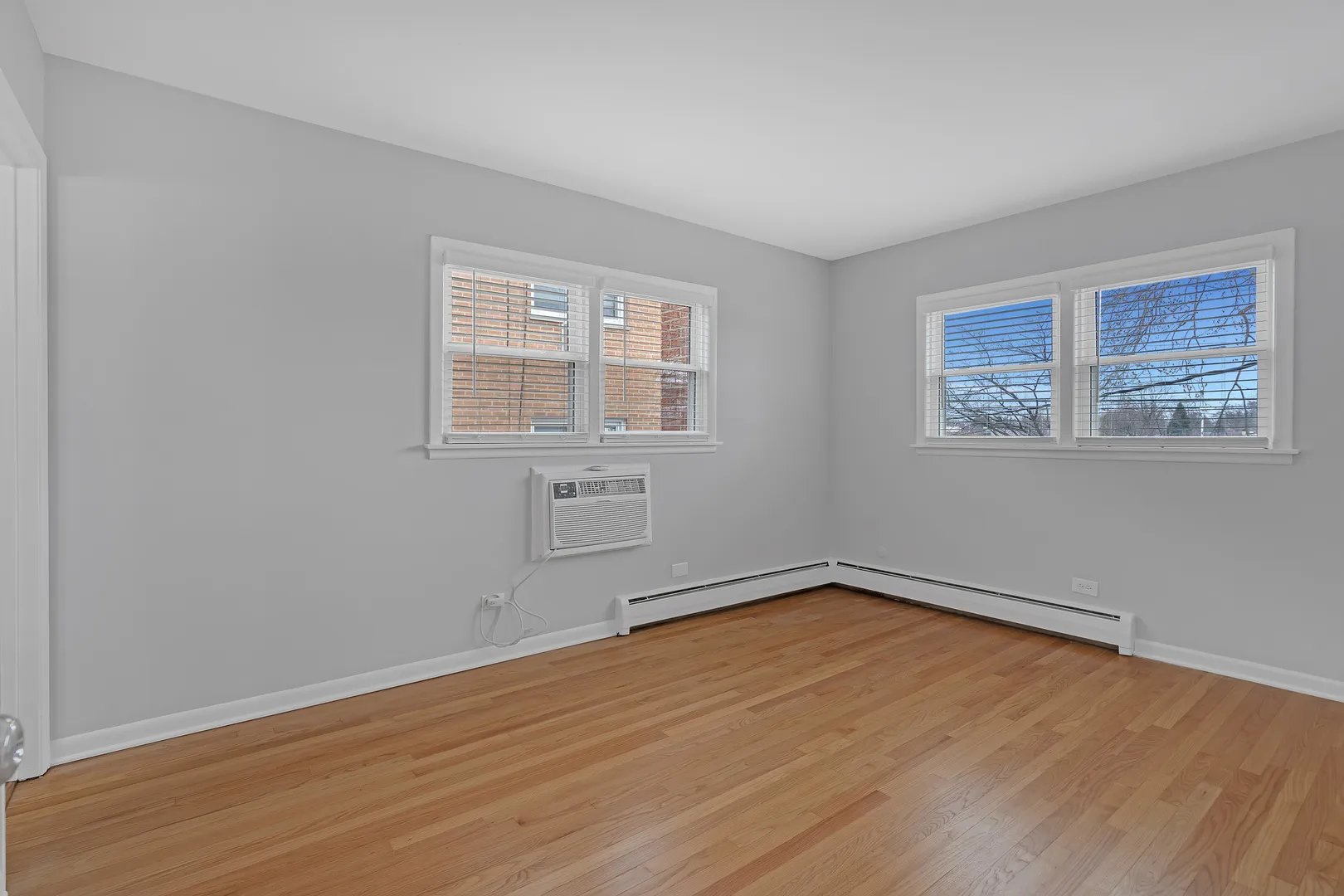 573 Dorothy Dr, , 60016, USA 60016-unit#2-Des Plaines-IL