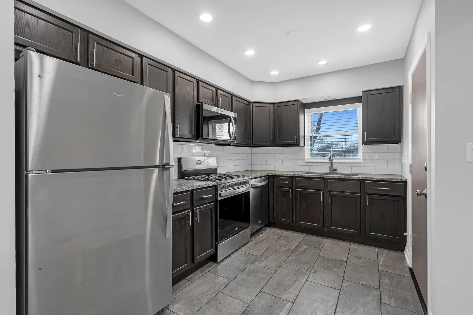 573 Dorothy Dr, , 60016, USA 60016-unit#2-Des Plaines-IL