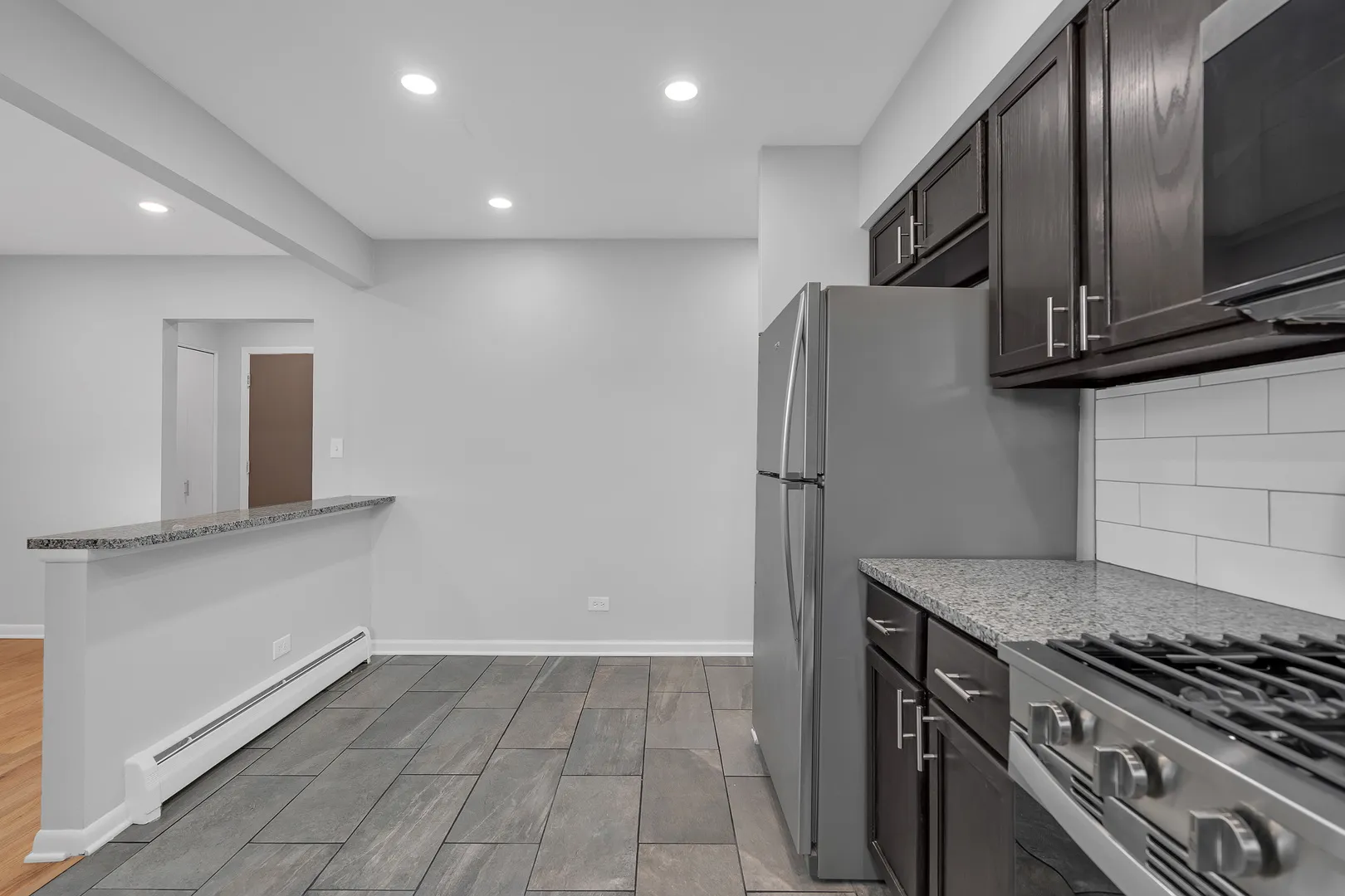573 Dorothy Dr, , 60016, USA 60016-unit#2-Des Plaines-IL