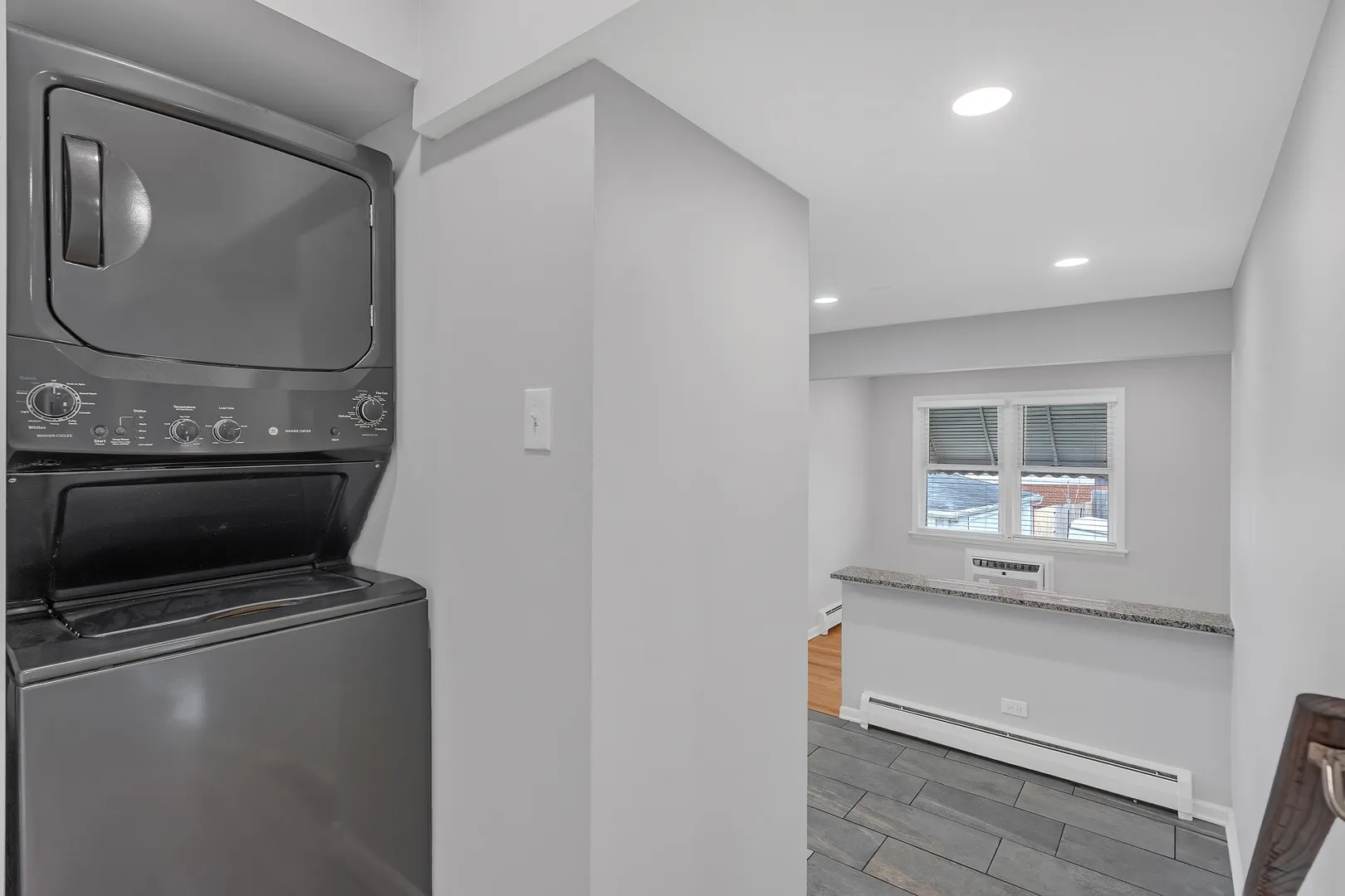 573 Dorothy Dr, , 60016, USA 60016-unit#2-Des Plaines-IL