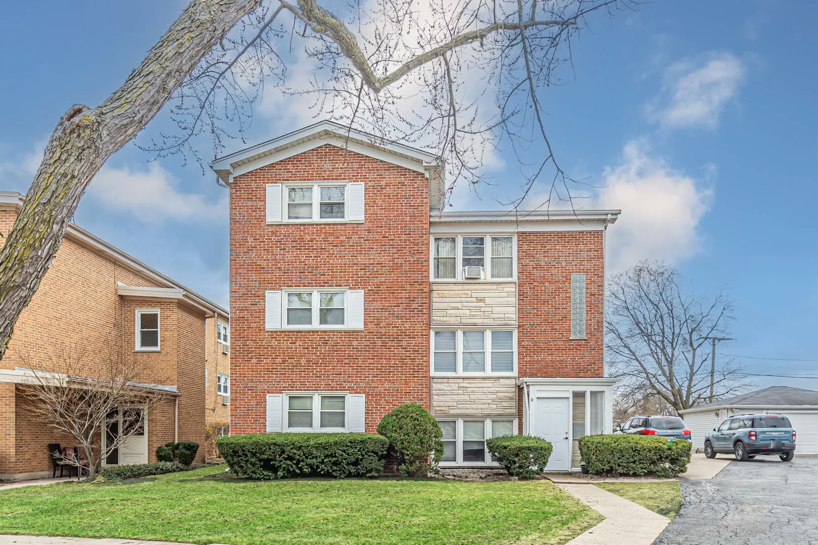 573 Dorothy Dr, , 60016, USA 60016-unit#2-Des Plaines-IL