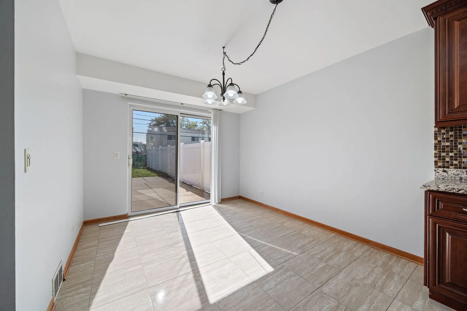 9065 W Oaks Ave, , 60016, USA 60016-Des Plaines-IL