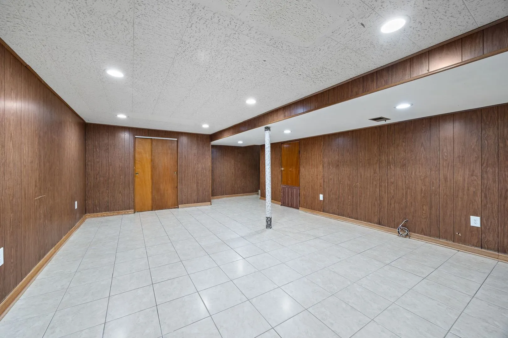 9065 W Oaks Ave, , 60016, USA 60016-Des Plaines-IL