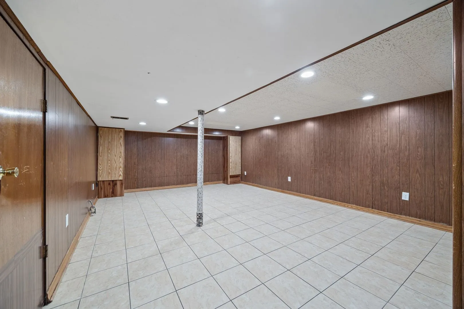 9065 W Oaks Ave, , 60016, USA 60016-Des Plaines-IL