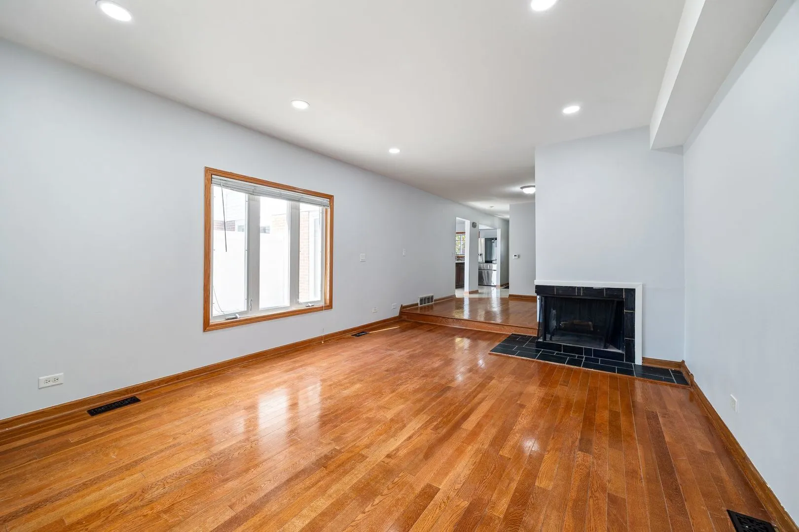 9065 W Oaks Ave, , 60016, USA 60016-Des Plaines-IL