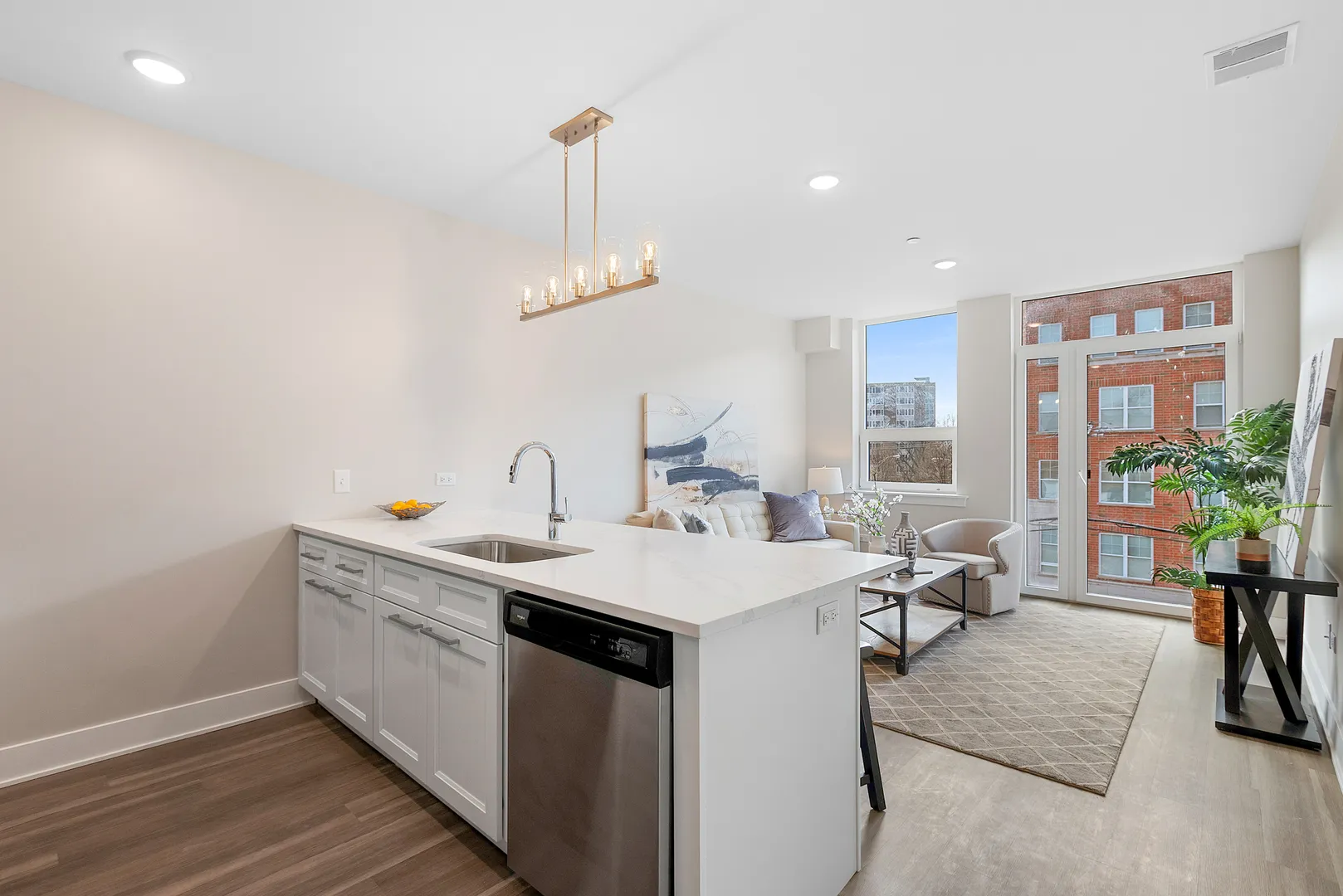 880 Lee St, , 60016, USA 60016-unit#207-Des Plaines-IL