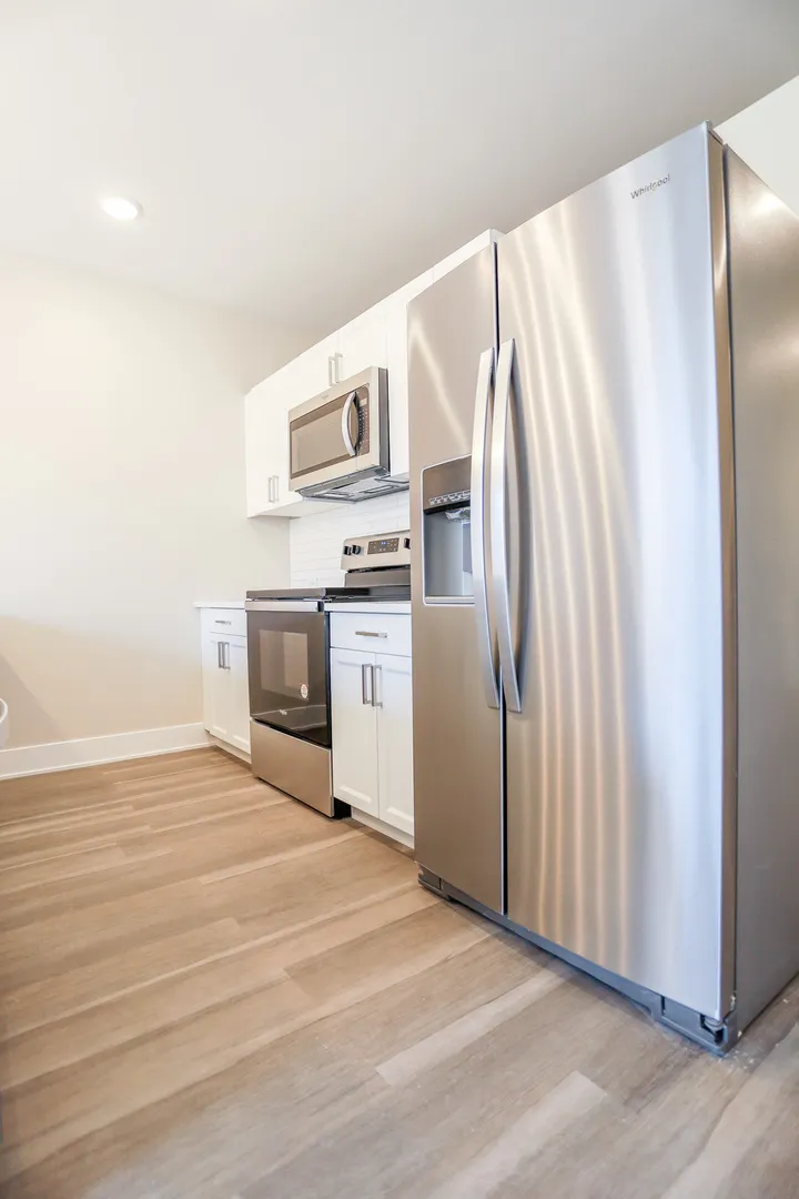 880 Lee St, ,  60016, USA 60016-unit#210-Des Plaines-IL