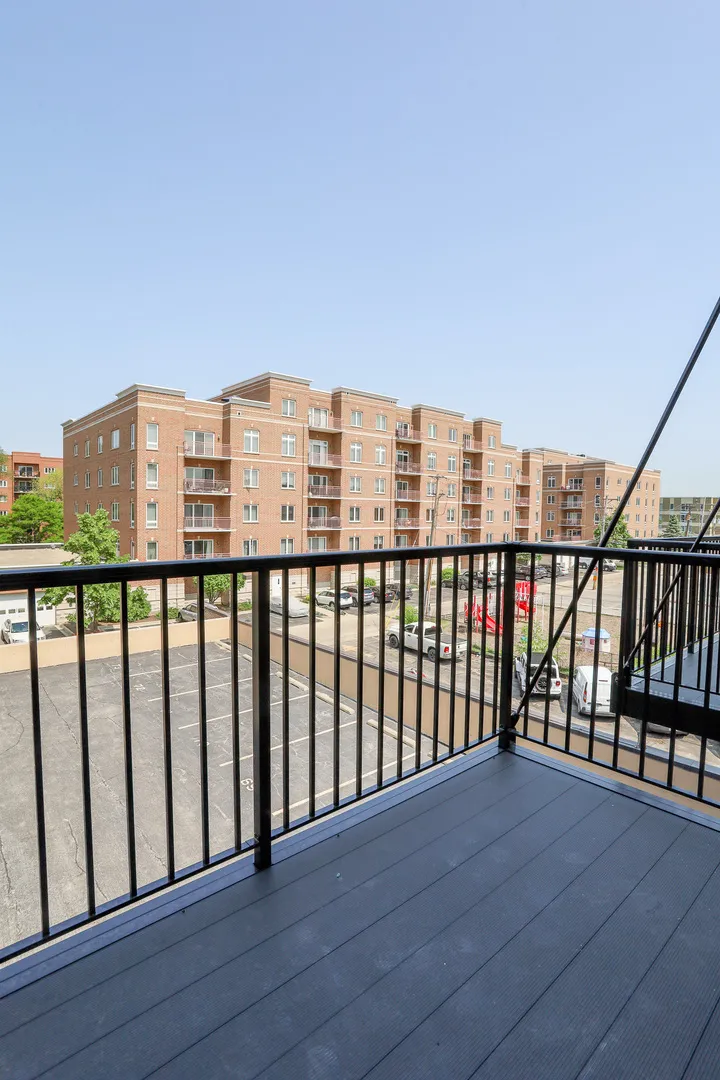 880 Lee St, ,  60016, USA 60016-unit#210-Des Plaines-IL