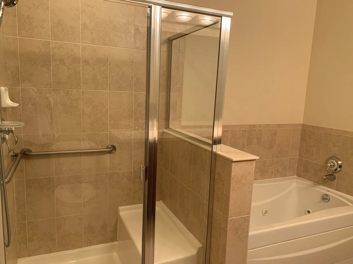 101 Pointe Dr, ,  60062, USA 60062-unit#109-Northbrook-IL