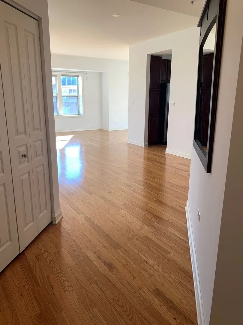 101 Pointe Dr, ,  60062, USA 60062-unit#109-Northbrook-IL