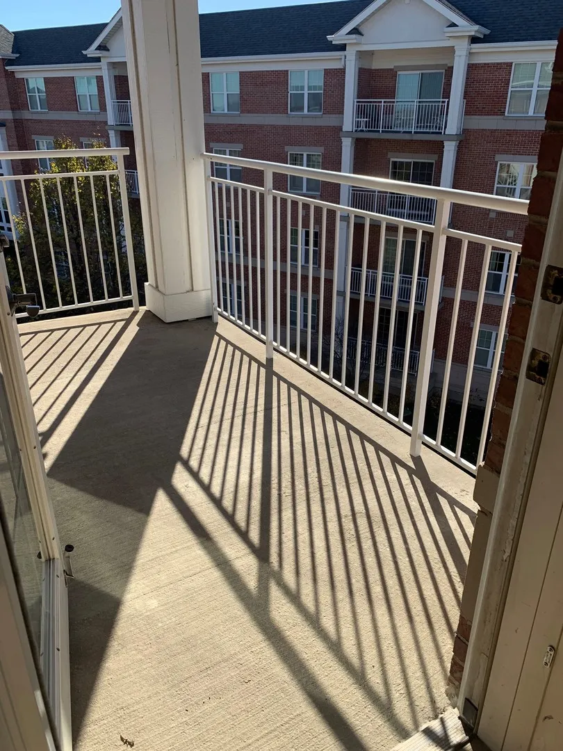 101 Pointe Dr, ,  60062, USA 60062-unit#109-Northbrook-IL
