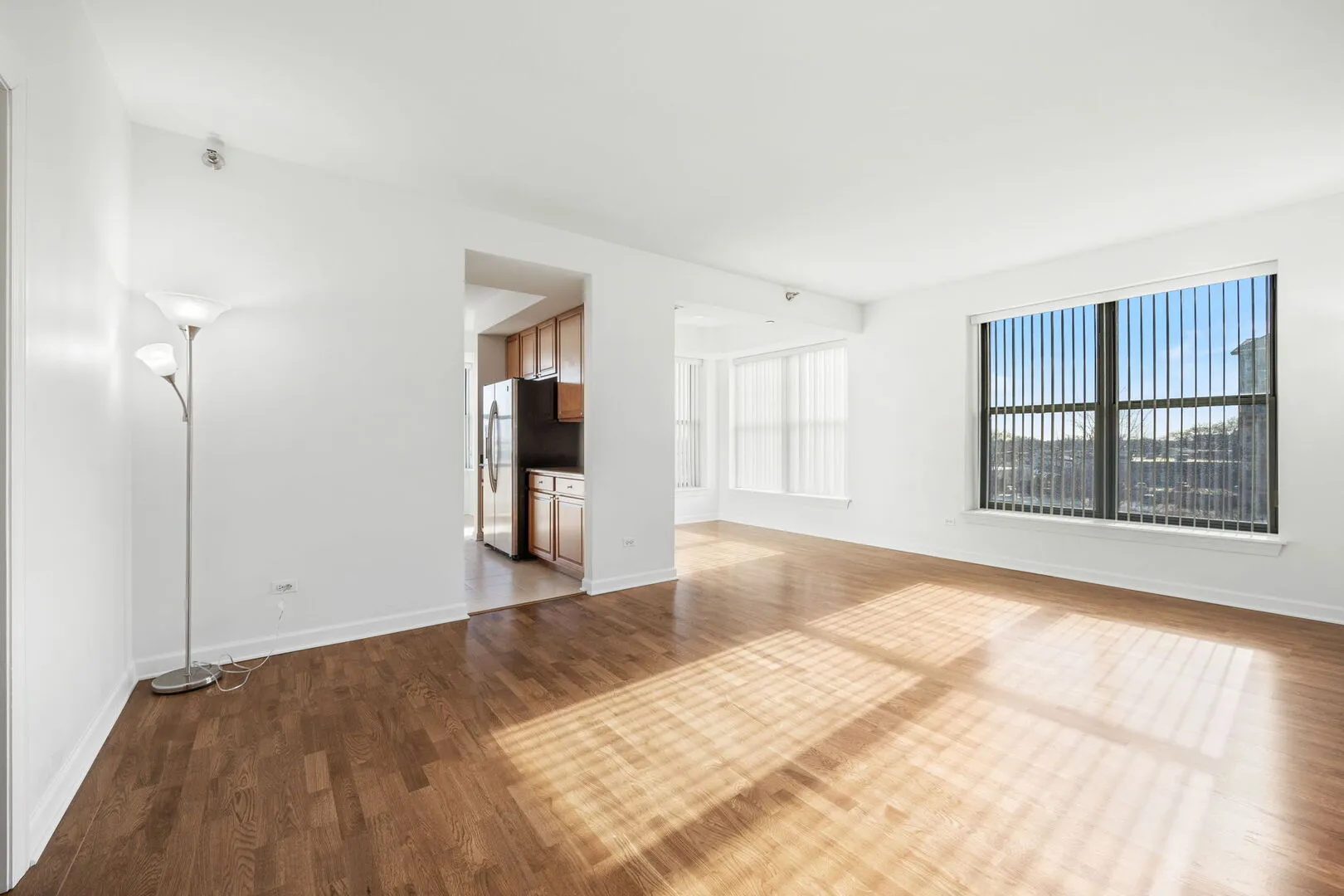9360  Blvd, ,  60077, USA 60077-unit#418-Skokie-IL