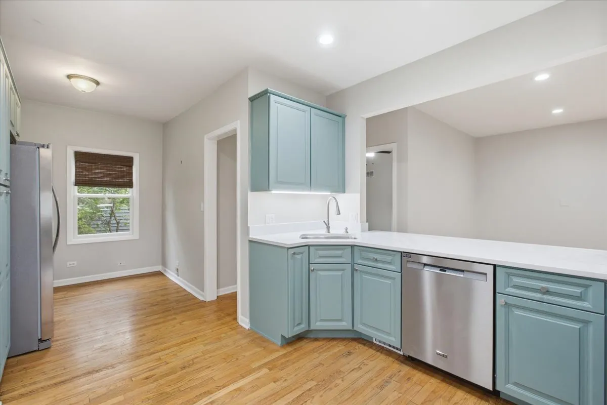255 N Happ Rd, , 60093, USA 60093-Northfield-IL