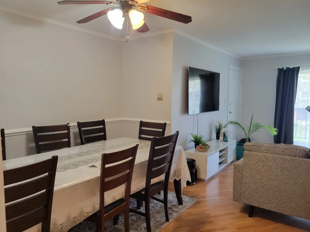 9356 Bay Colony Dr, ,  60016, USA 60016-unit#2N-Des Plaines-IL
