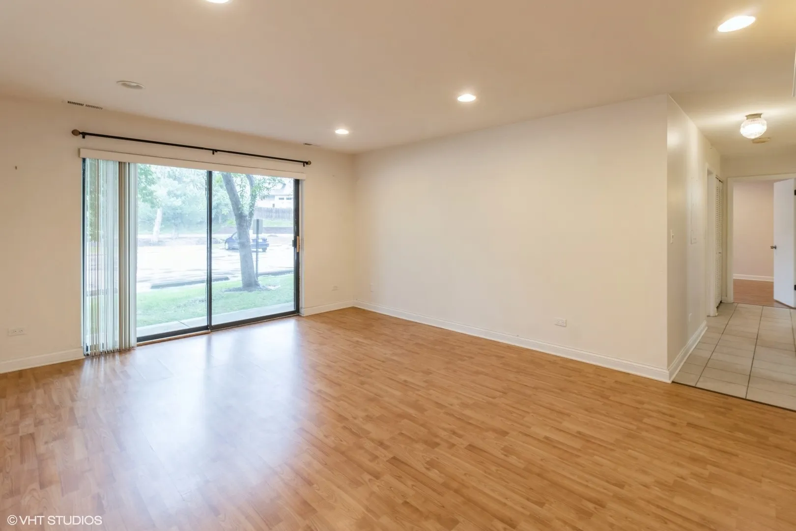 1108 Castilian Ct, , 60025, USA 60025-unit#116-Glenview-IL