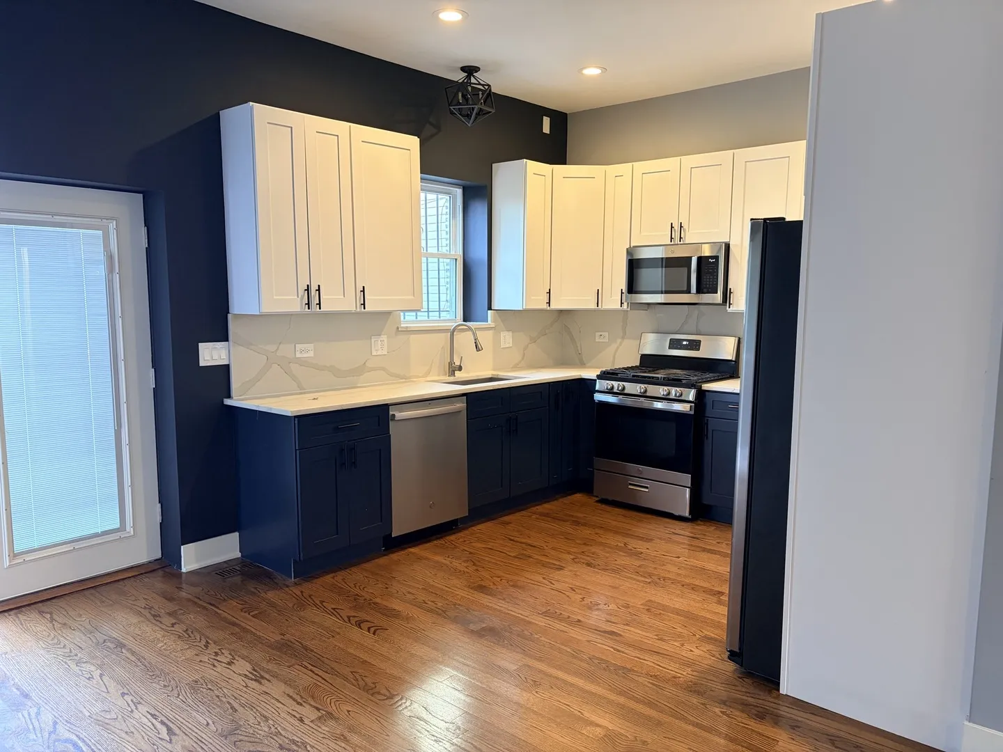 2929 W Warren Blvd, , 60612, USA 60612-Chicago-IL