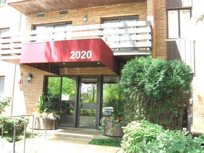 2020 Chestnut Ave, , 60025, USA 60025-unit#406-Glenview-IL