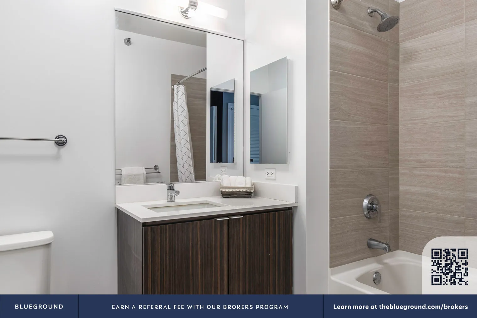 201 N Garland Ct, ,  60601, USA 60601-unit#CHI-17-Chicago-IL