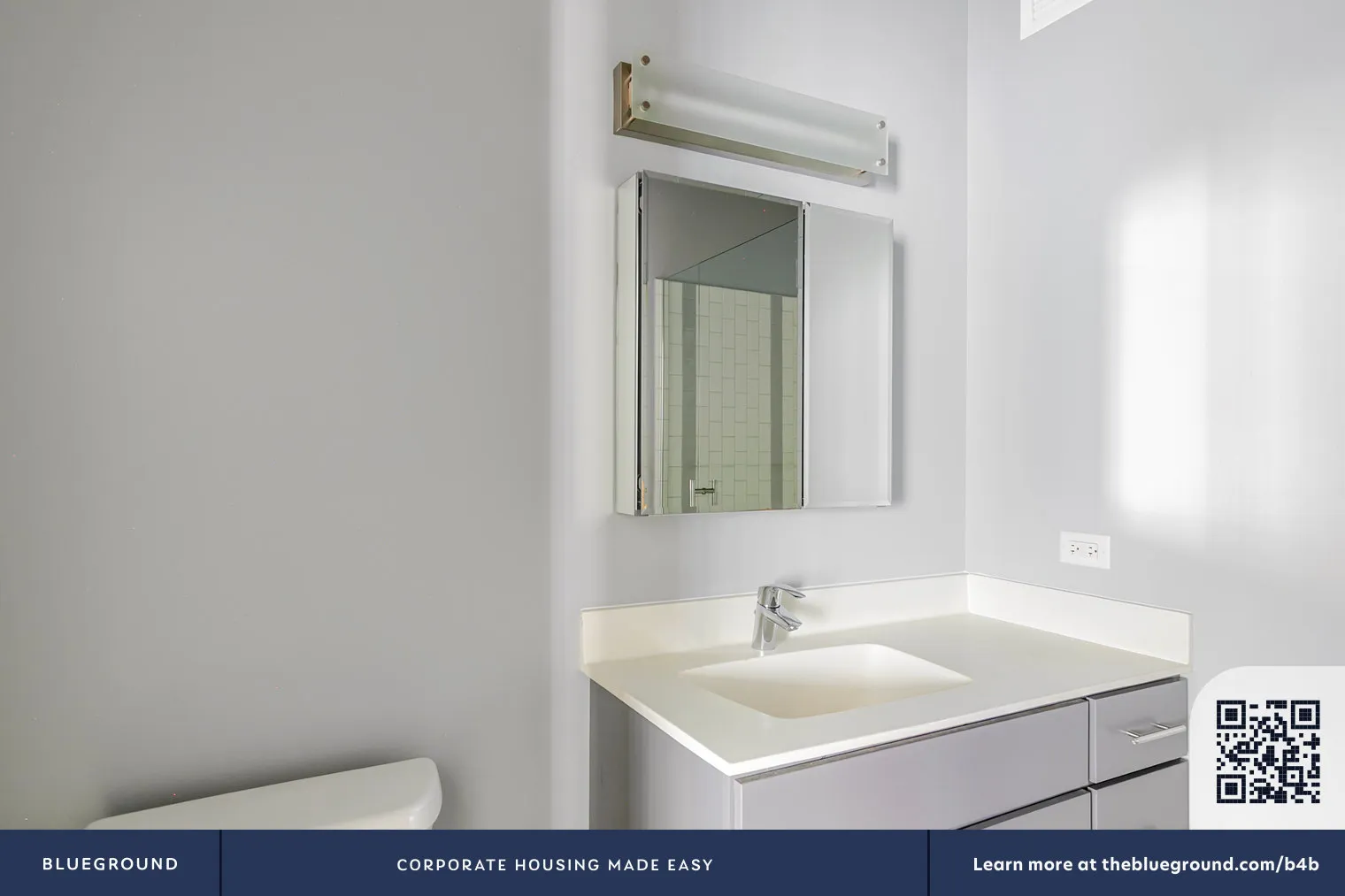 215 W Lake St, ,  60606, USA 60606-unit#CHI-1330-Chicago-IL
