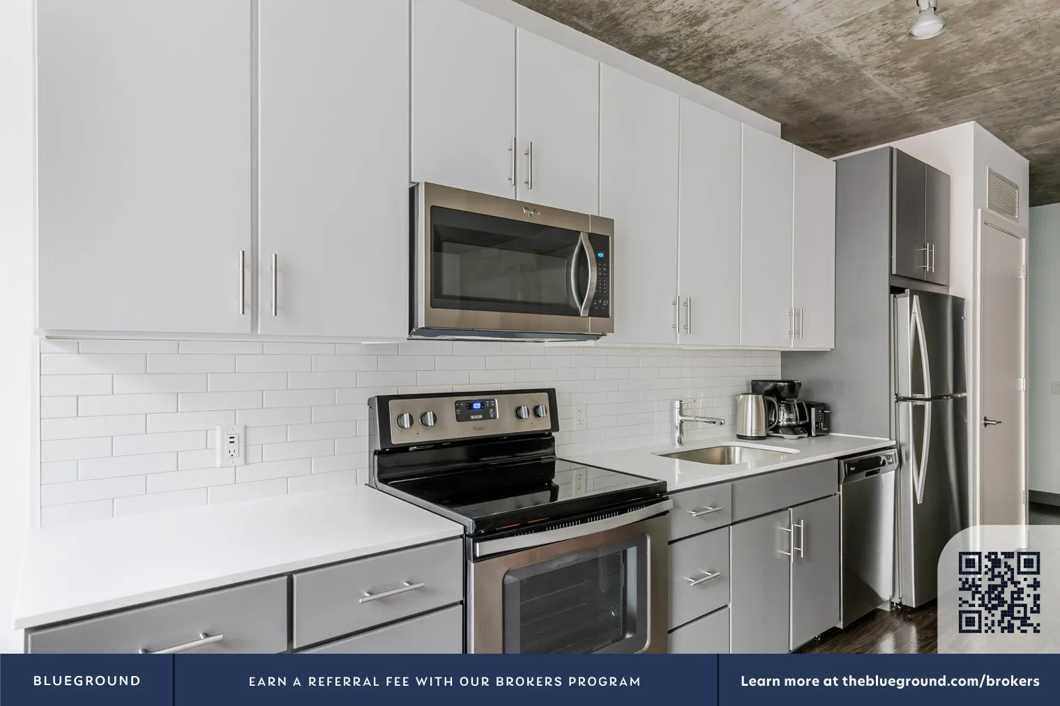 215 W Lake St, ,  60606, USA 60606-unit#CHI-1330-Chicago-IL