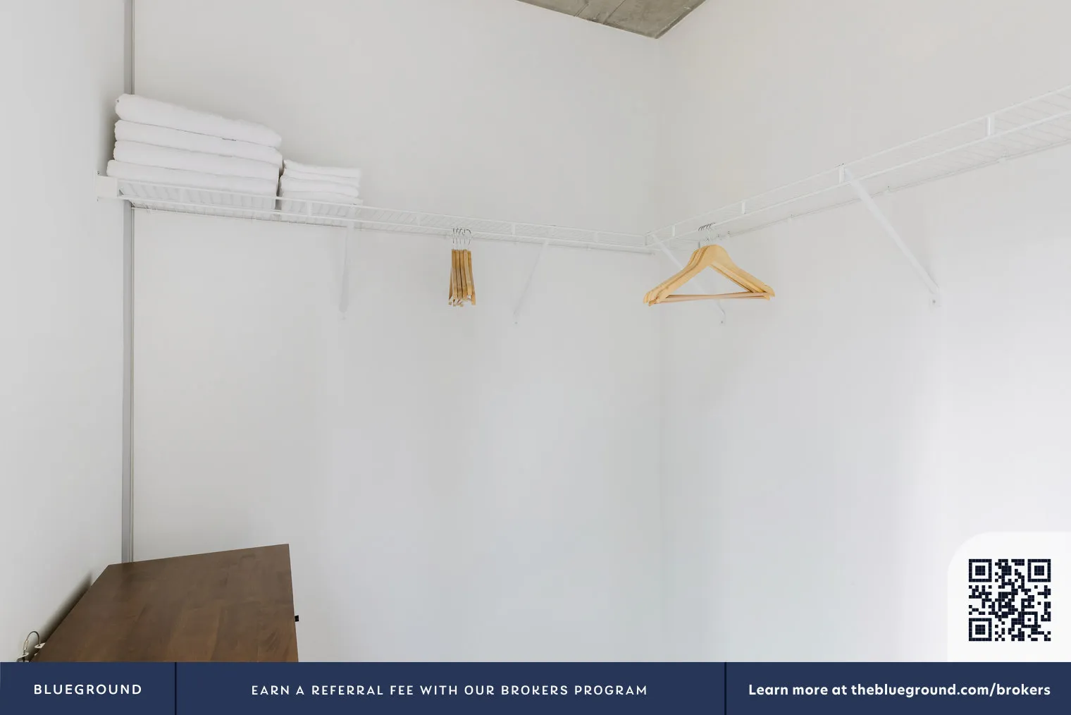 215 W Lake St, ,  60606, USA 60606-unit#CHI-1331-Chicago-IL